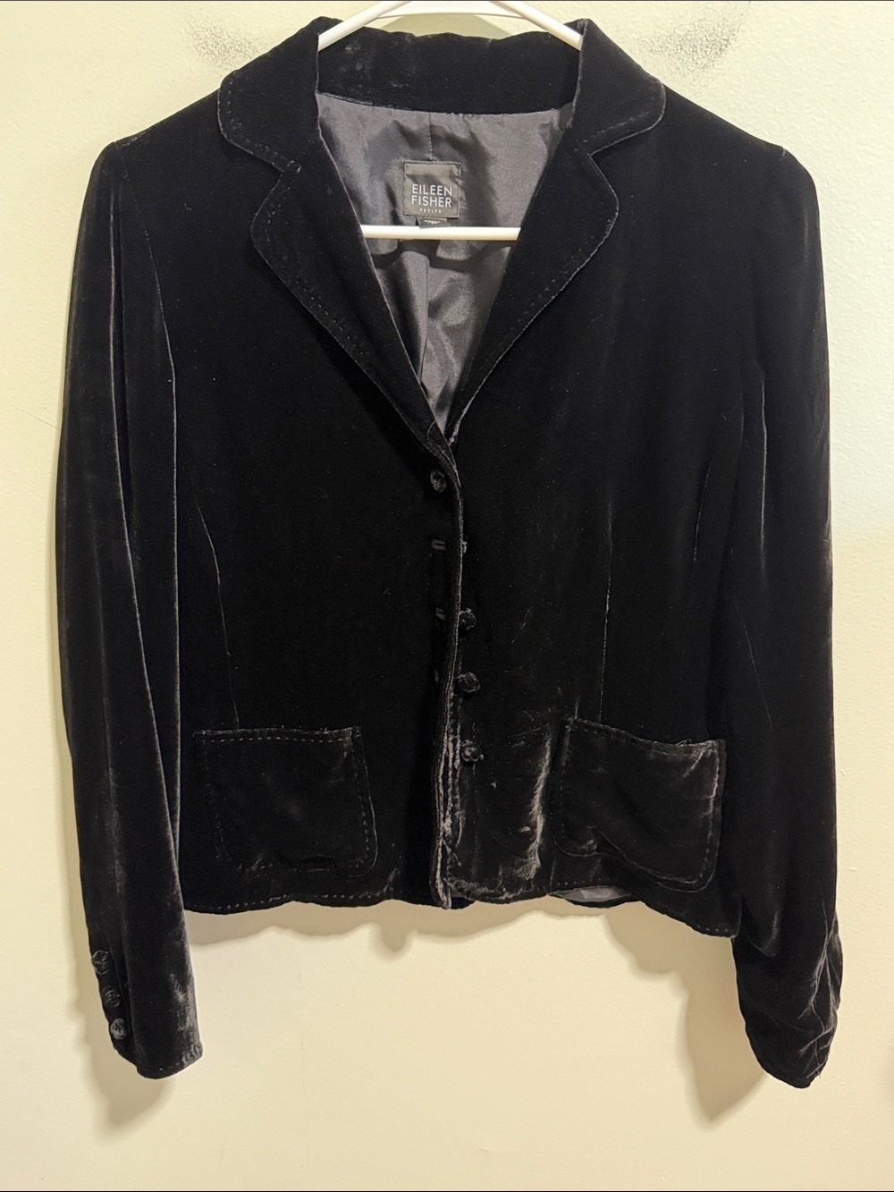 Gorgeous Eileen Fisher Petite Blazer